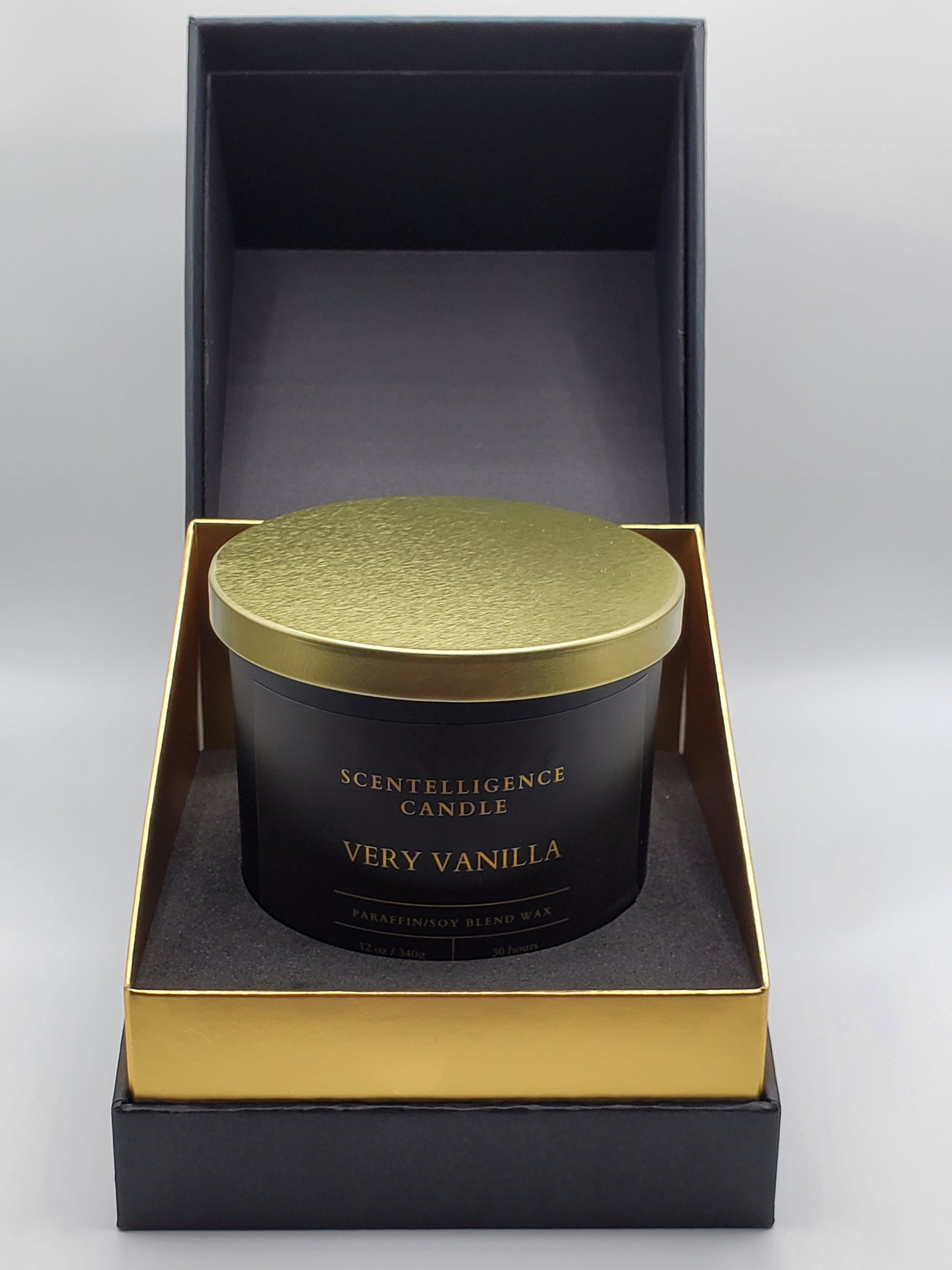 Very Vanilla Candle – 12oz Hand-Poured | Vanilla Bean, Buttercream & Bourbon Paraffin/Soy Blend