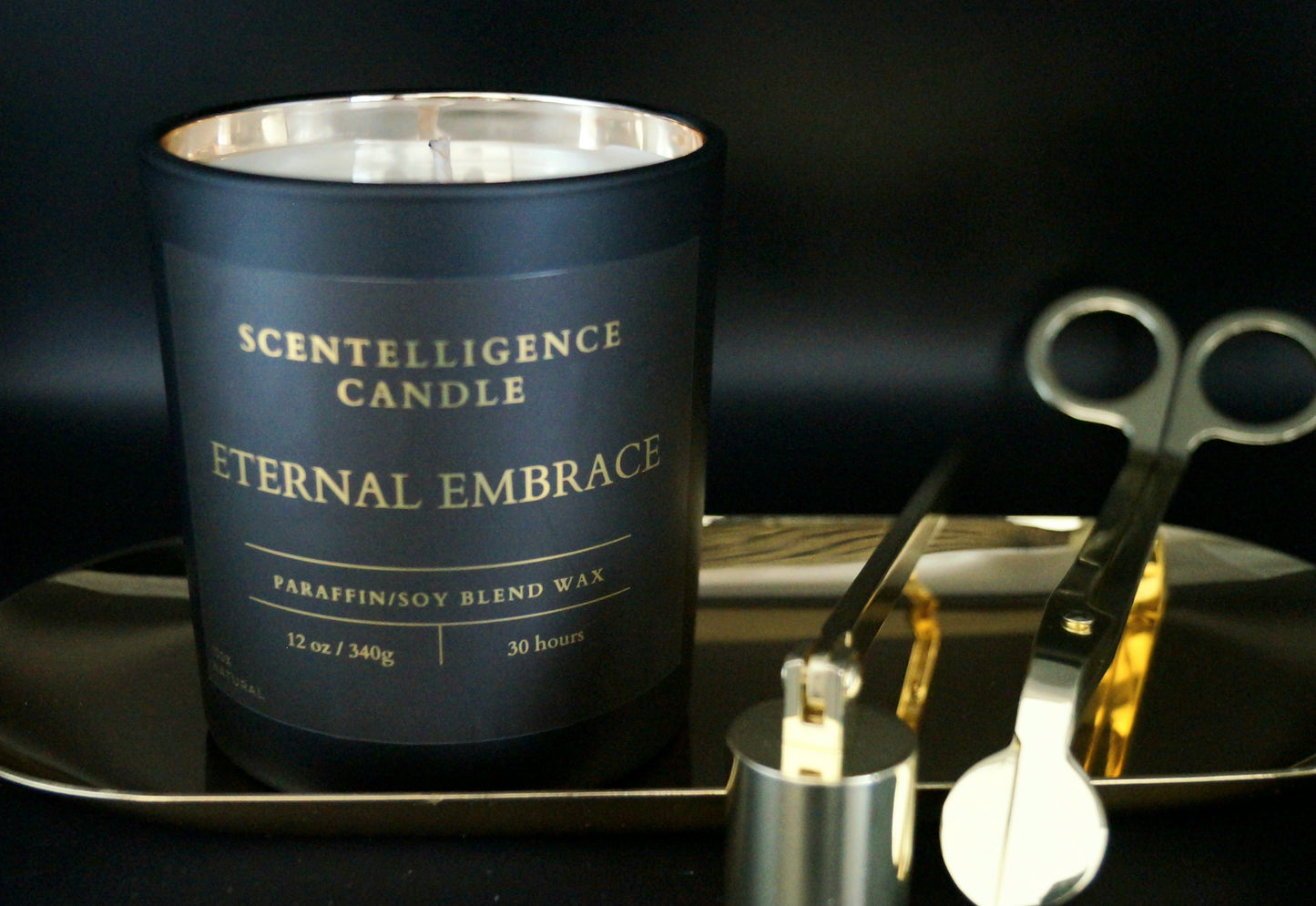 Eternal Embrace Candle – 12oz Hand-Poured | Vanilla, Sandalwood & Amber Paraffin/Soy Blend